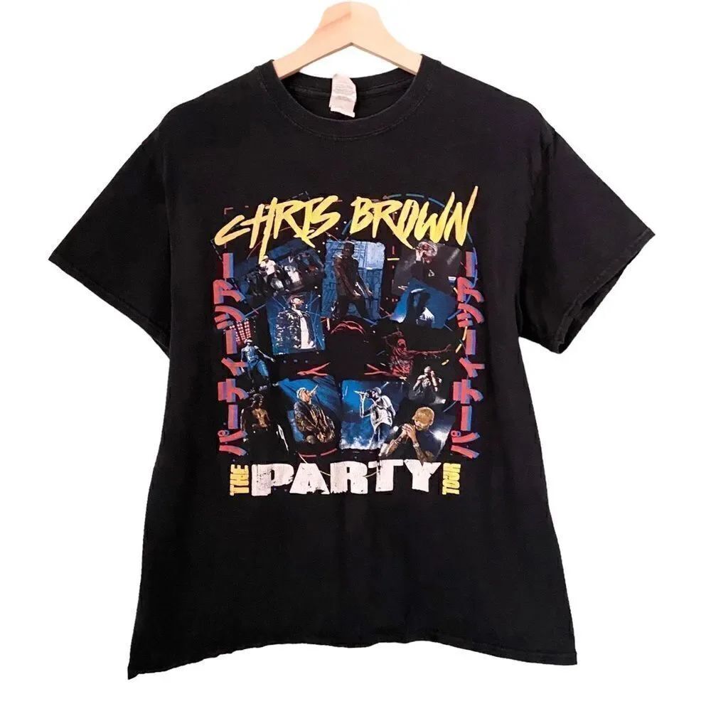 Chris Brown The Party Tour T-shirt in Size Medium